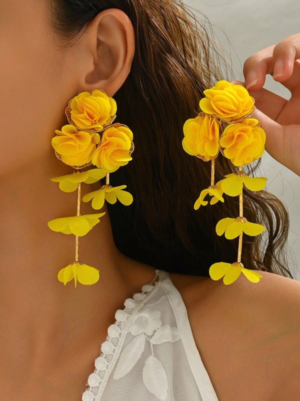 Yellow Elegant Women's Exaggerated fabric Floral Tassel Earrings